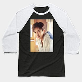 Lee Min Ho - V8 Baseball T-Shirt